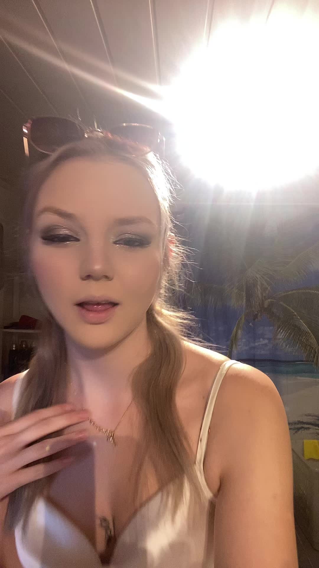 @Isa