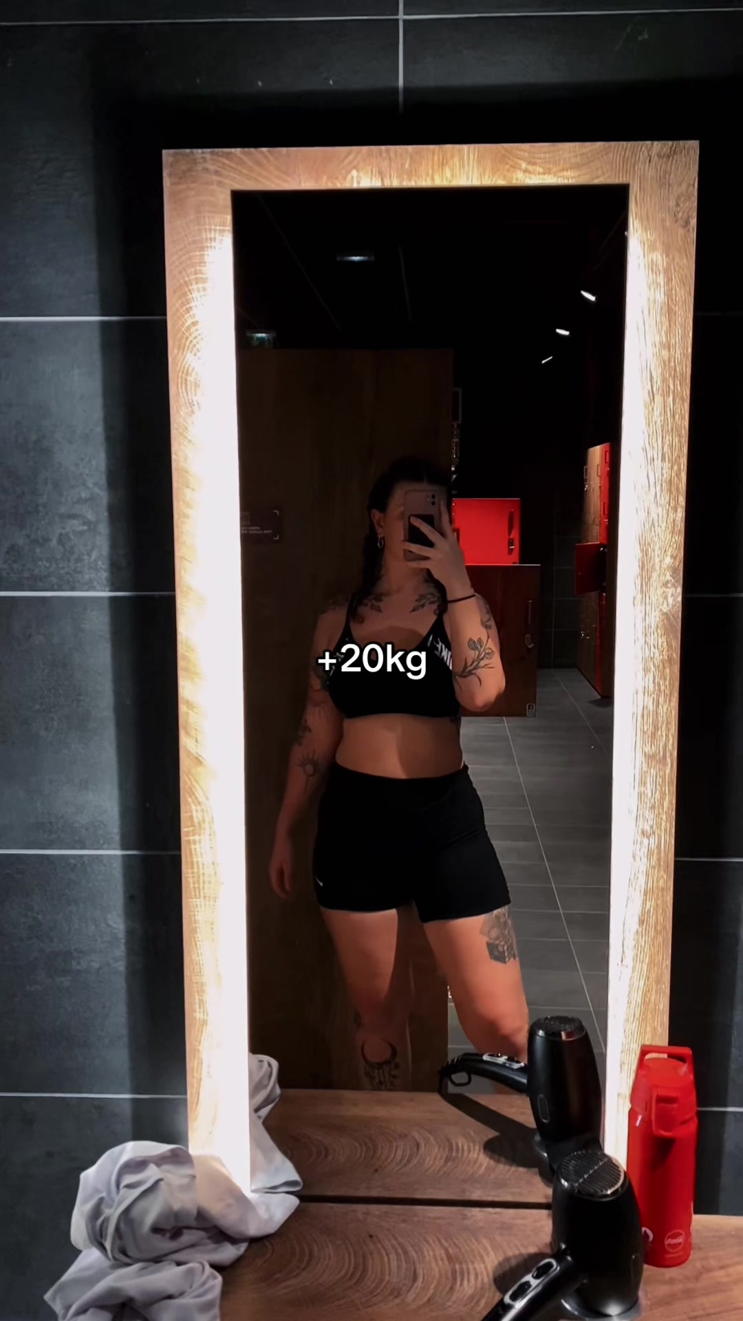 @Lau | Gym & Techno