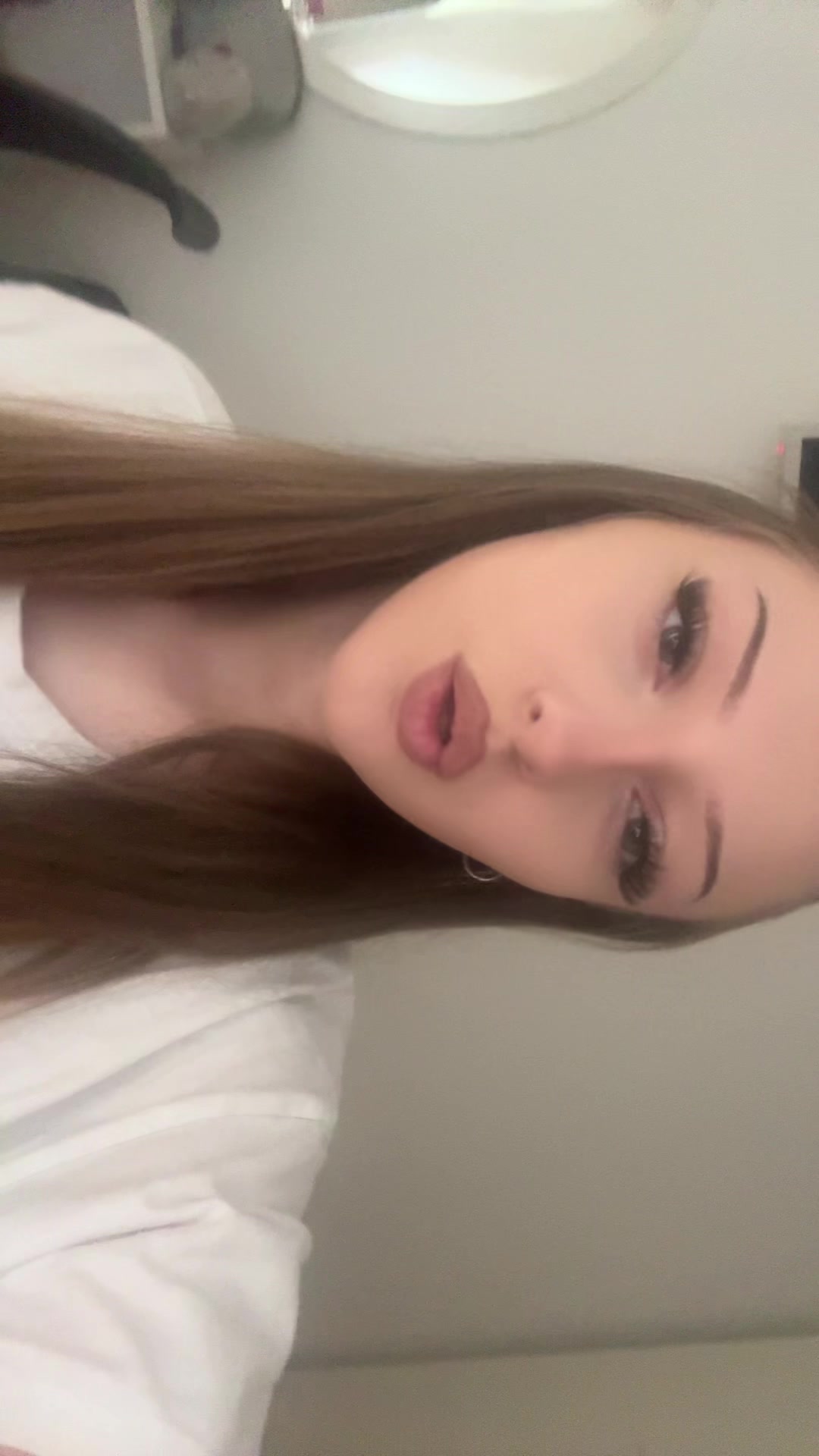 @leni