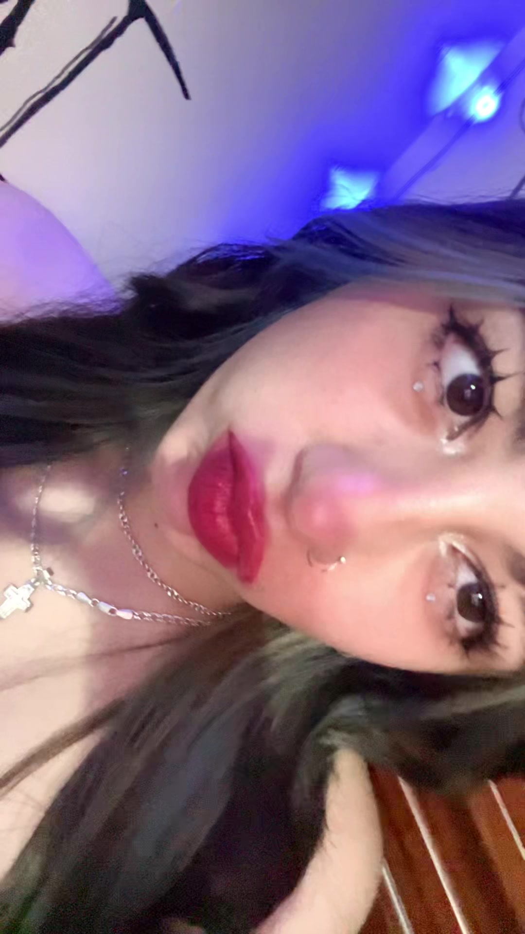@𝔞𝔫𝔤𝔢𝔩𝔦𝔫𝔞