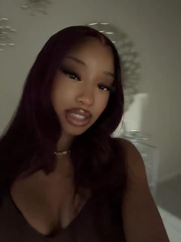 @Adaezeeeee