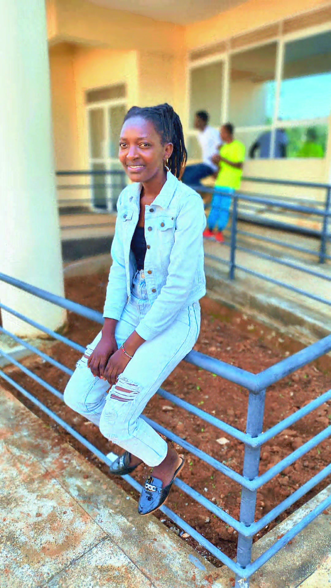 @Mercy Taiz nyasembo