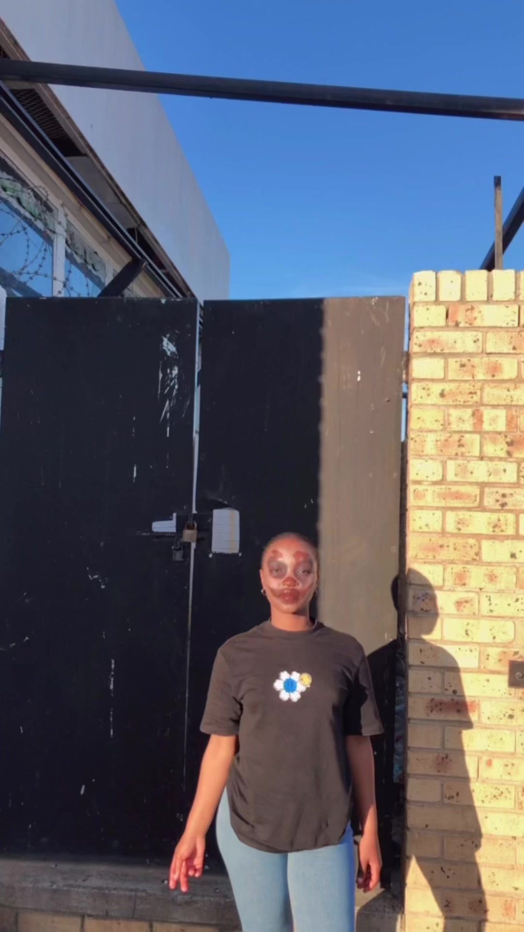 @NizoleNkabi