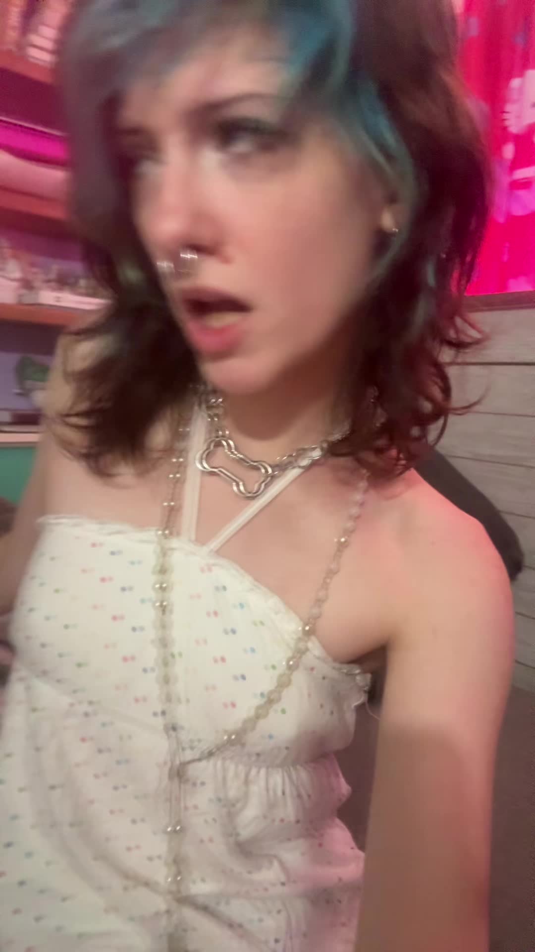 @ash (^_−)−☆
