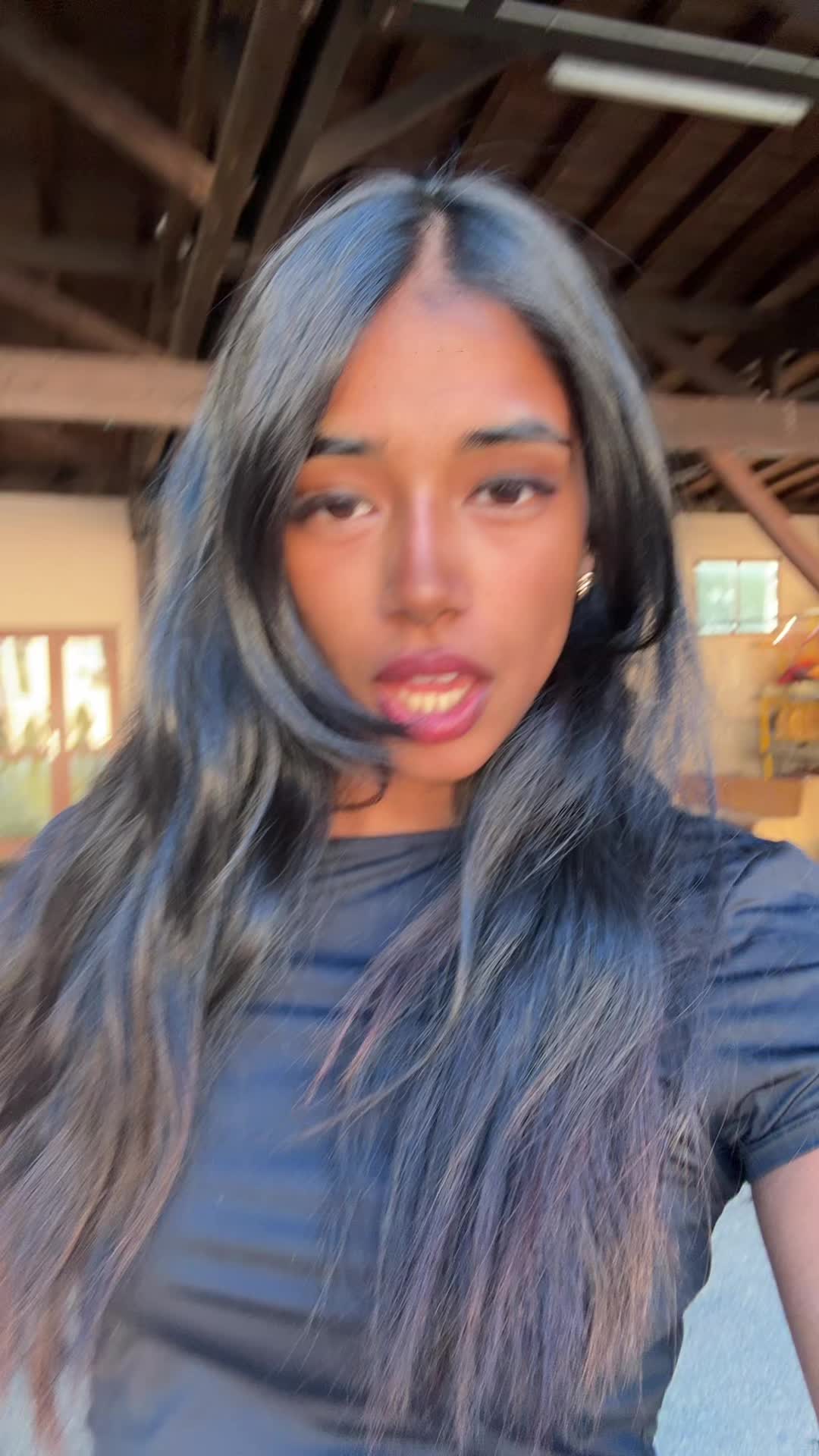 @Paviviii
