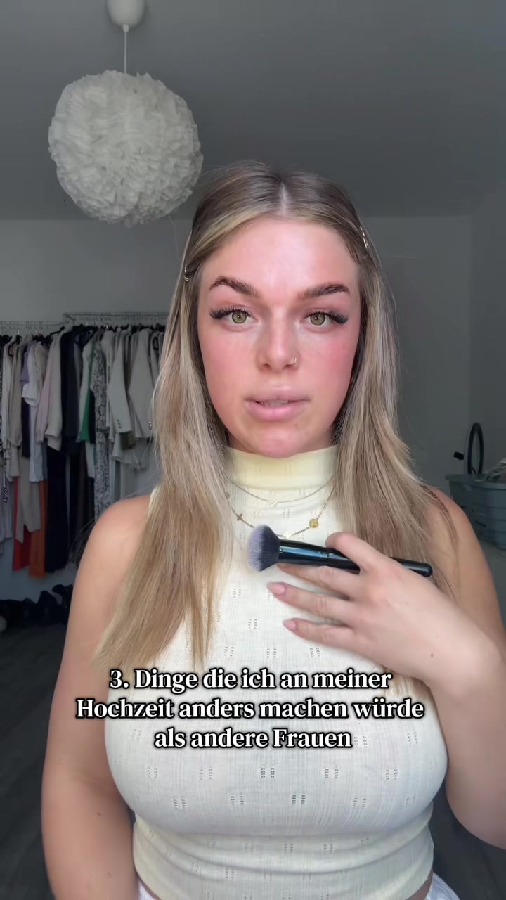 @lucyvlogs