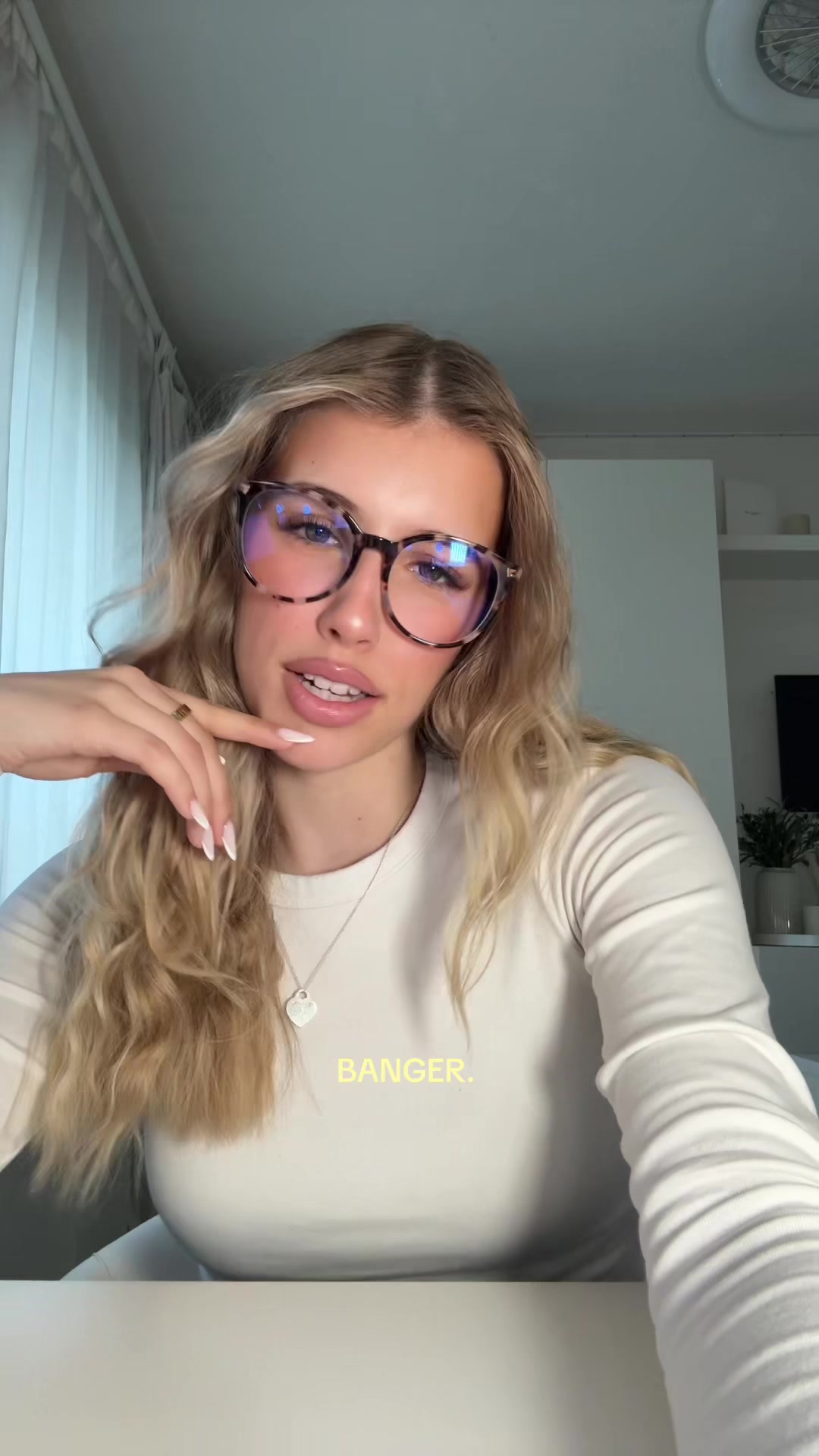 @Emi