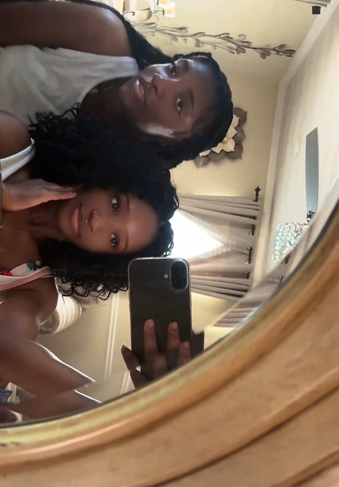 @iilovettwilightt