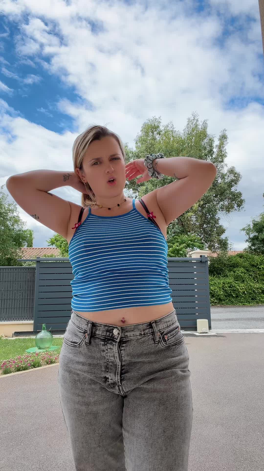 @juliecid16