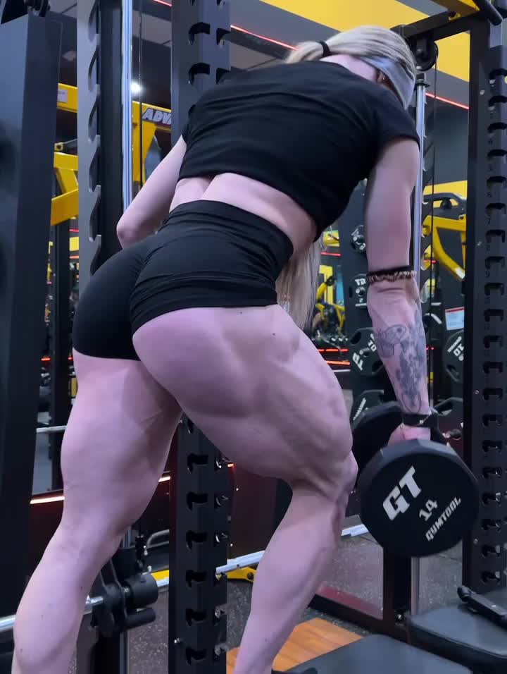 @musclesonmuscles