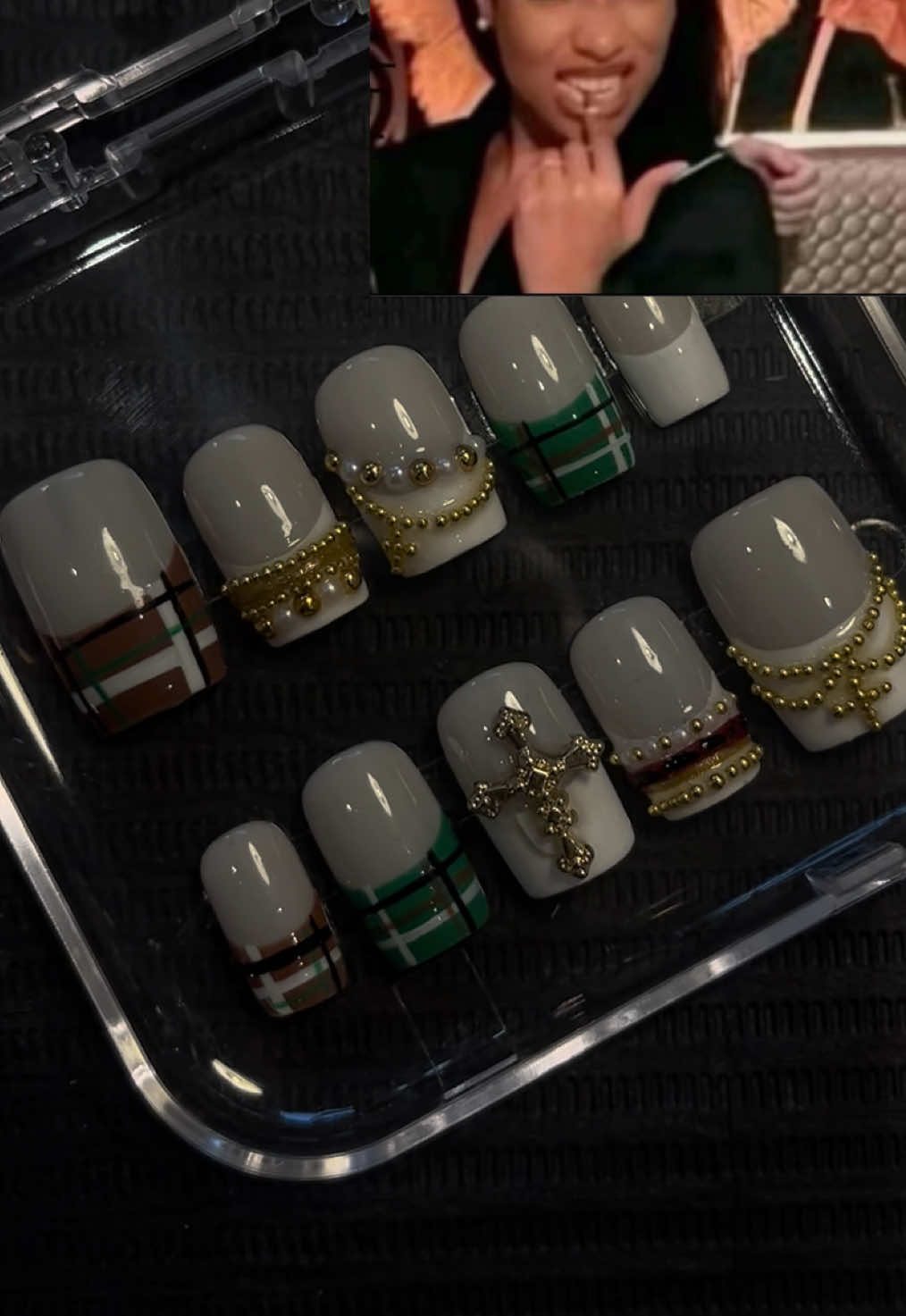 @MOUSE.NAILSSS