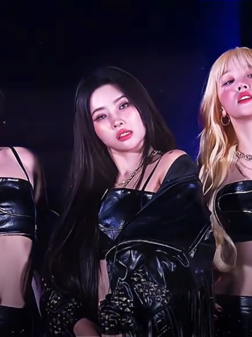 @𝐬𝐨𝐲𝐞𝐨𝐧𝐪𝐫*