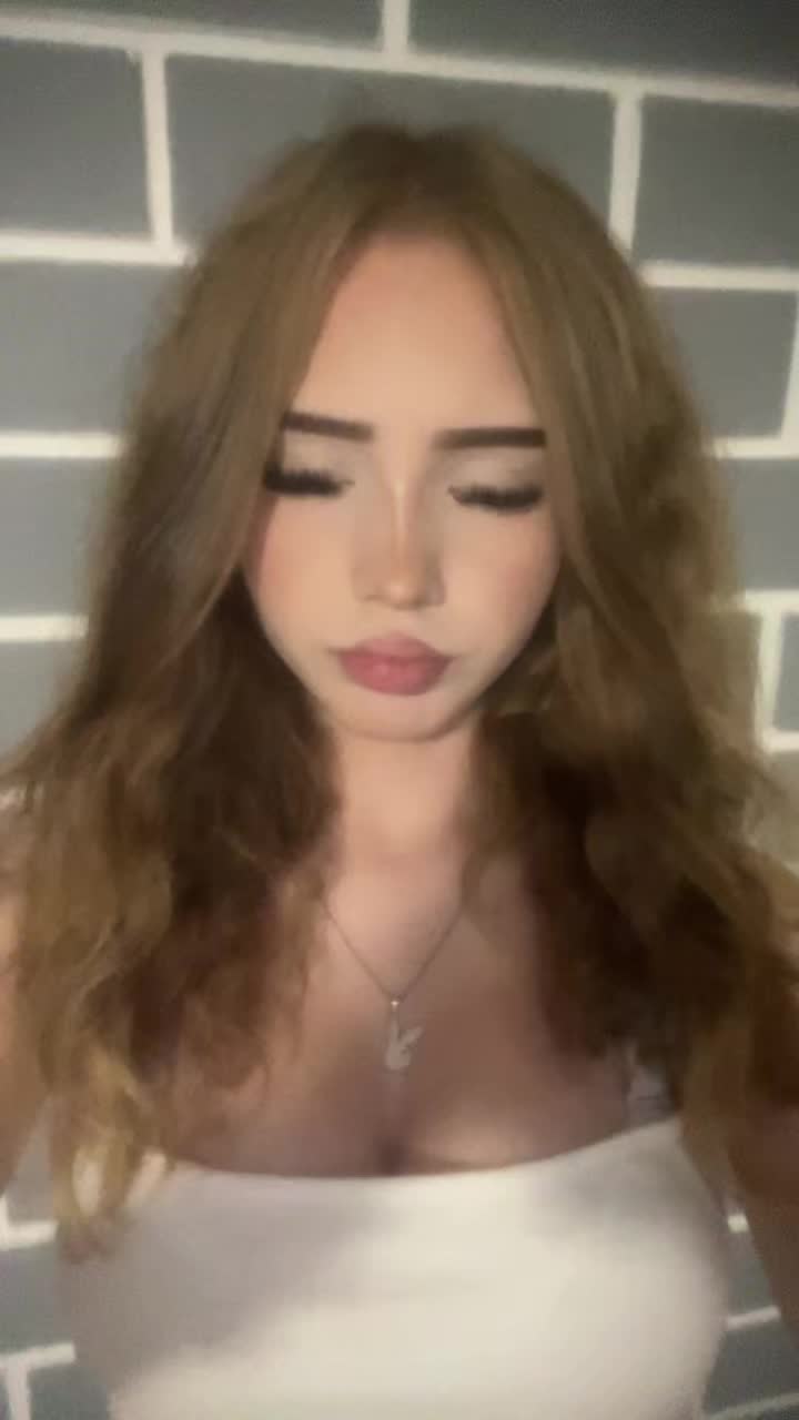 @angeliv🐰💕