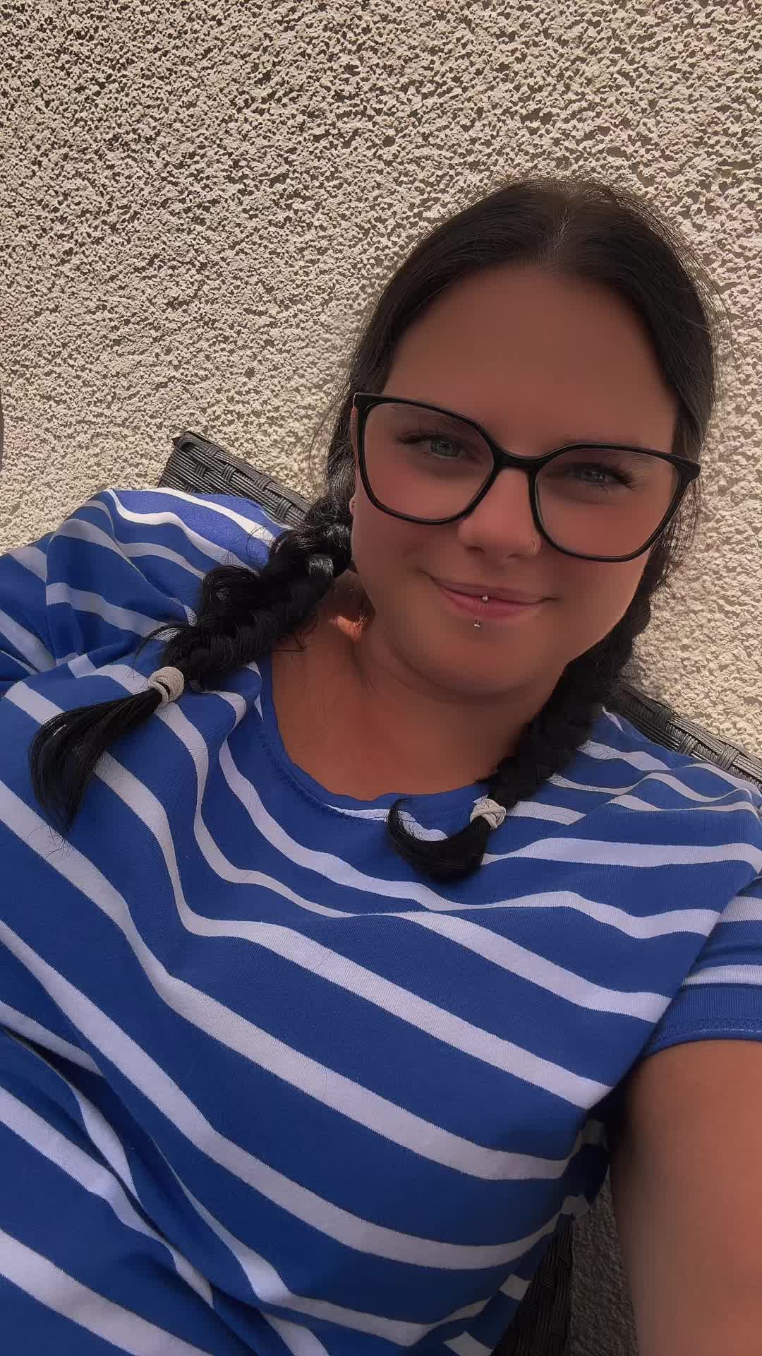 @_lischa95_