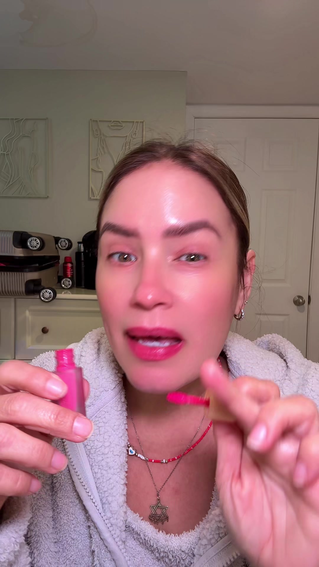 @Laura