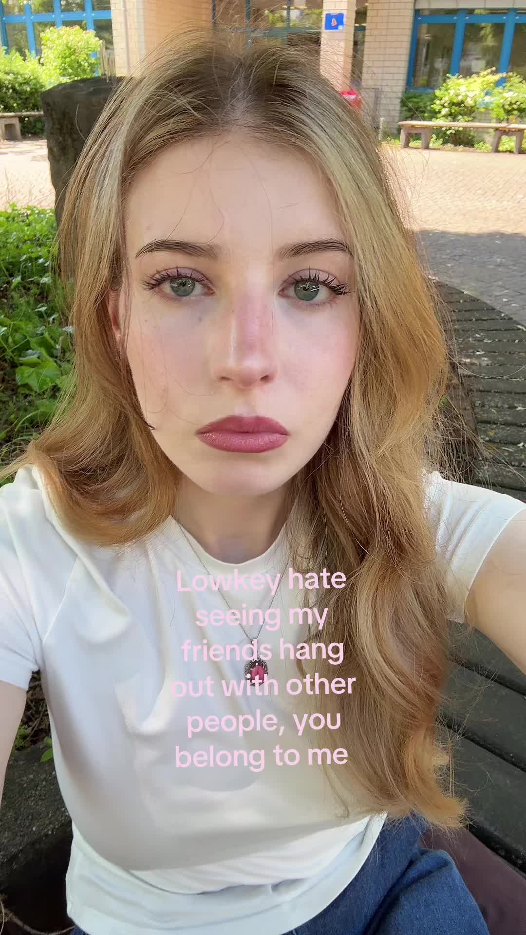 @mj