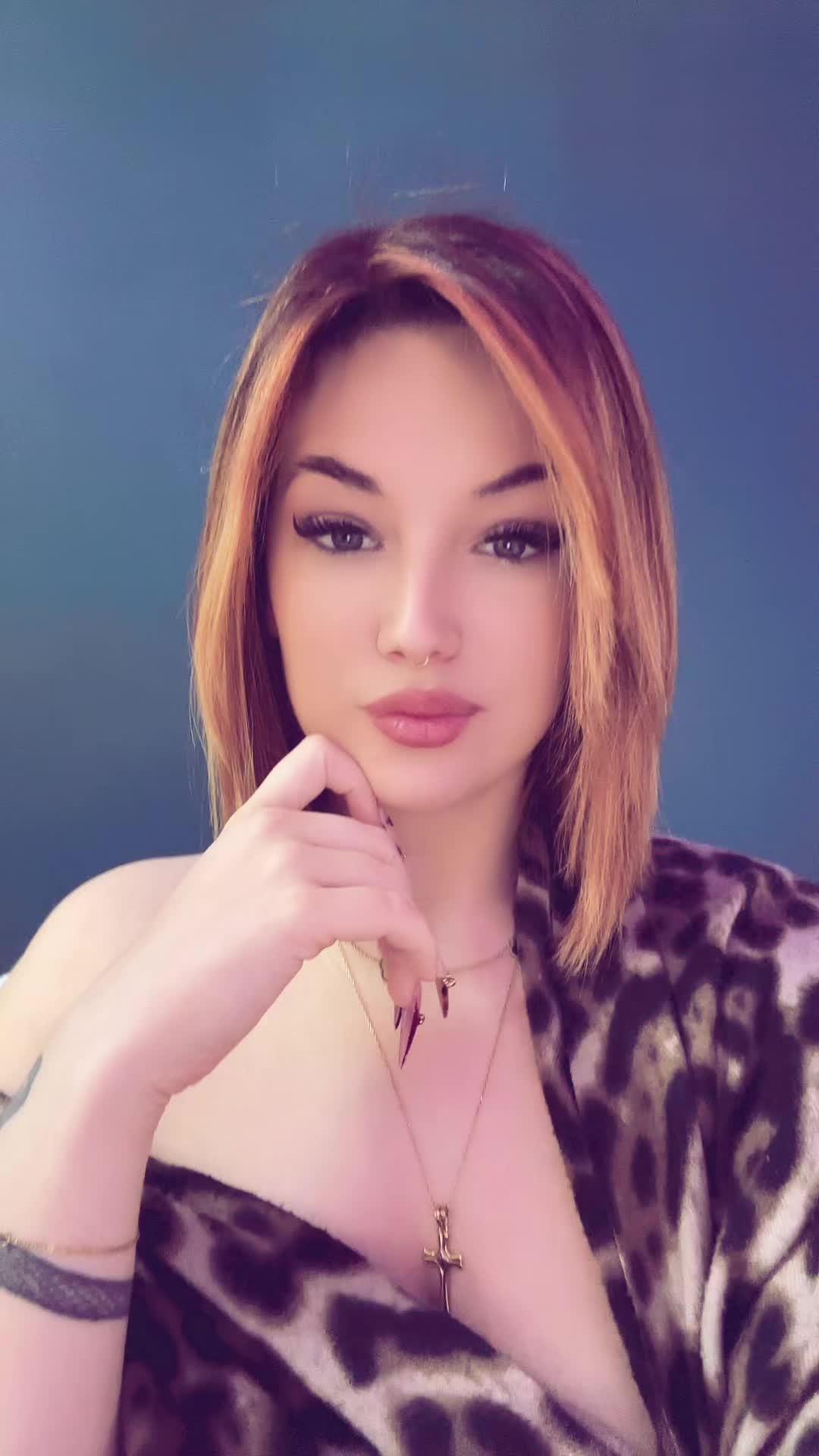 @𝐂 𝐞 𝐥 𝐲 𝐧 𝐚 💎