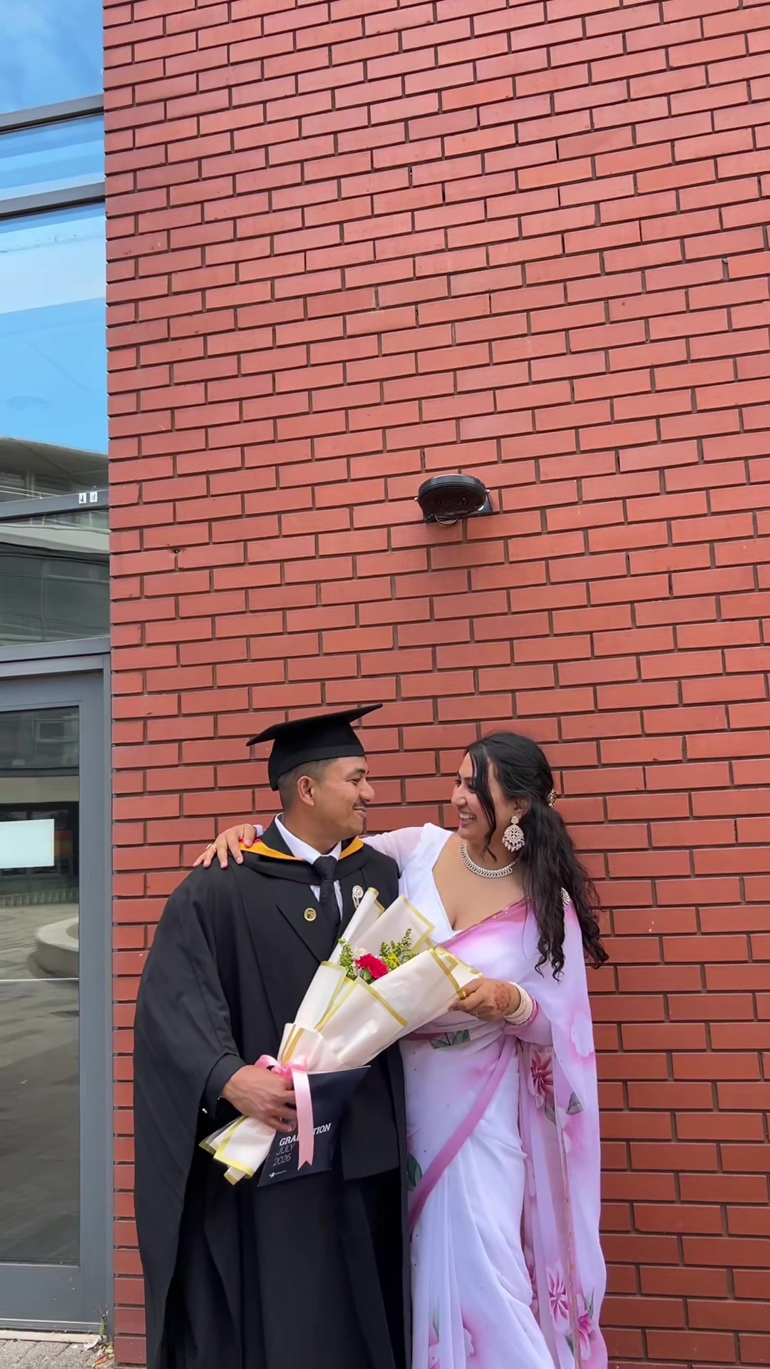 @swosty🇳🇵🇬🇧🕊️