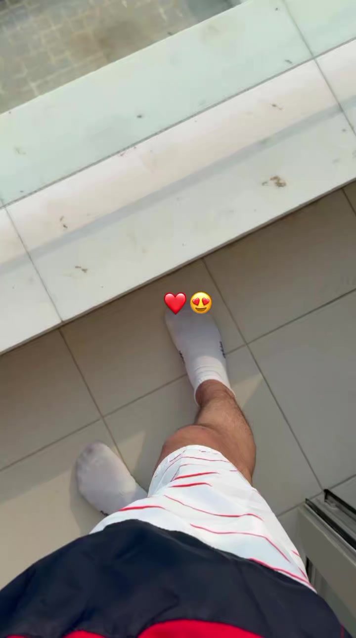 @𝙂𝙖𝙯𝙖𝙠𝙊𝙁𝙁🦈