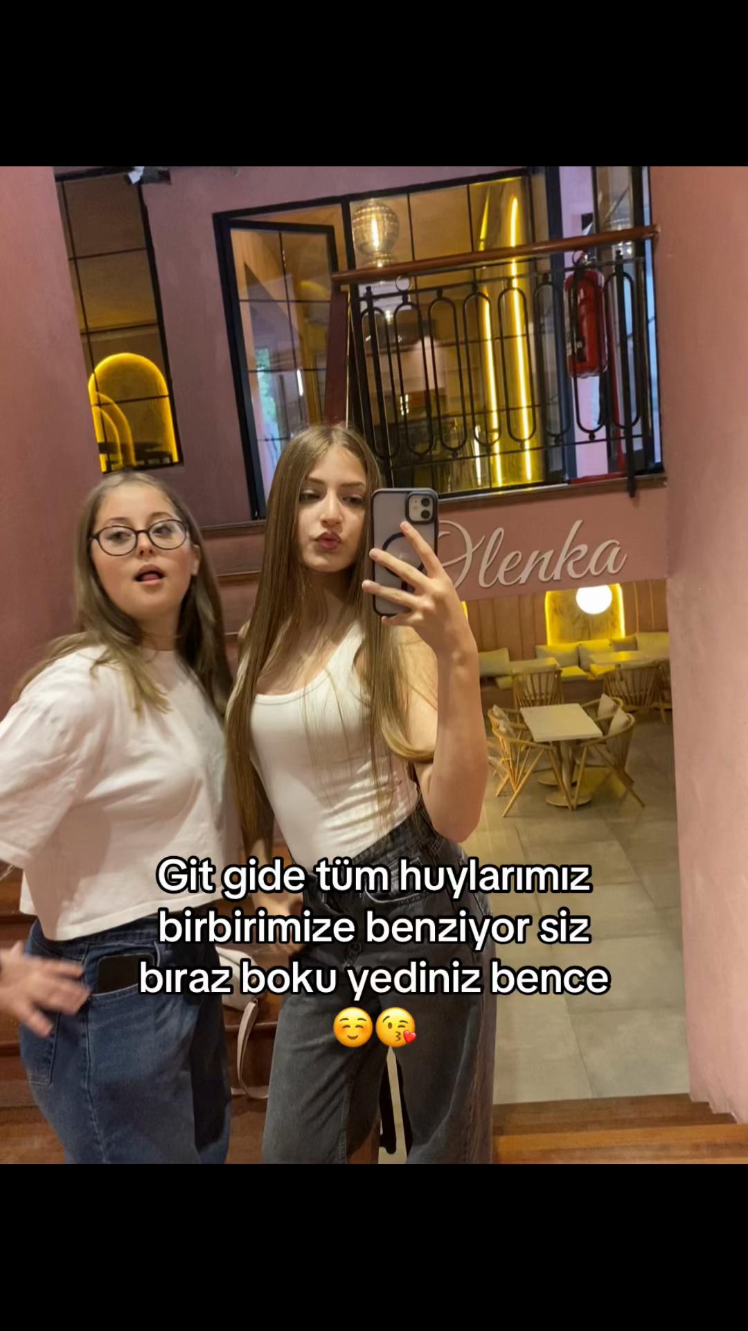 @İkiDeliBirHesap😜