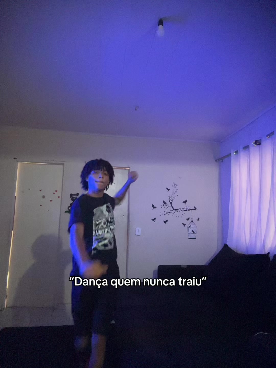 @2F’ 🧑🏾🦱