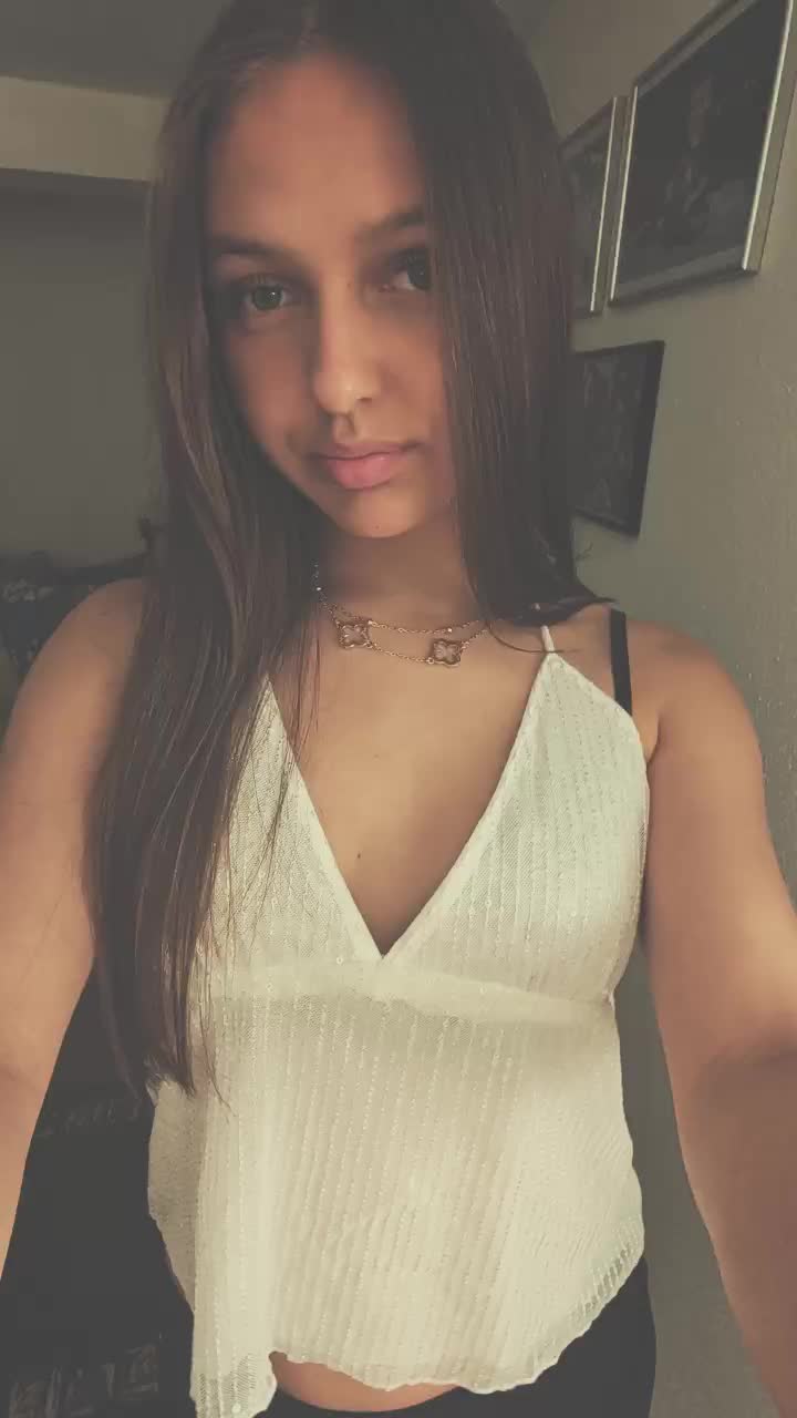@𝐬𝐞𝐥𝐢𝐧𝐚