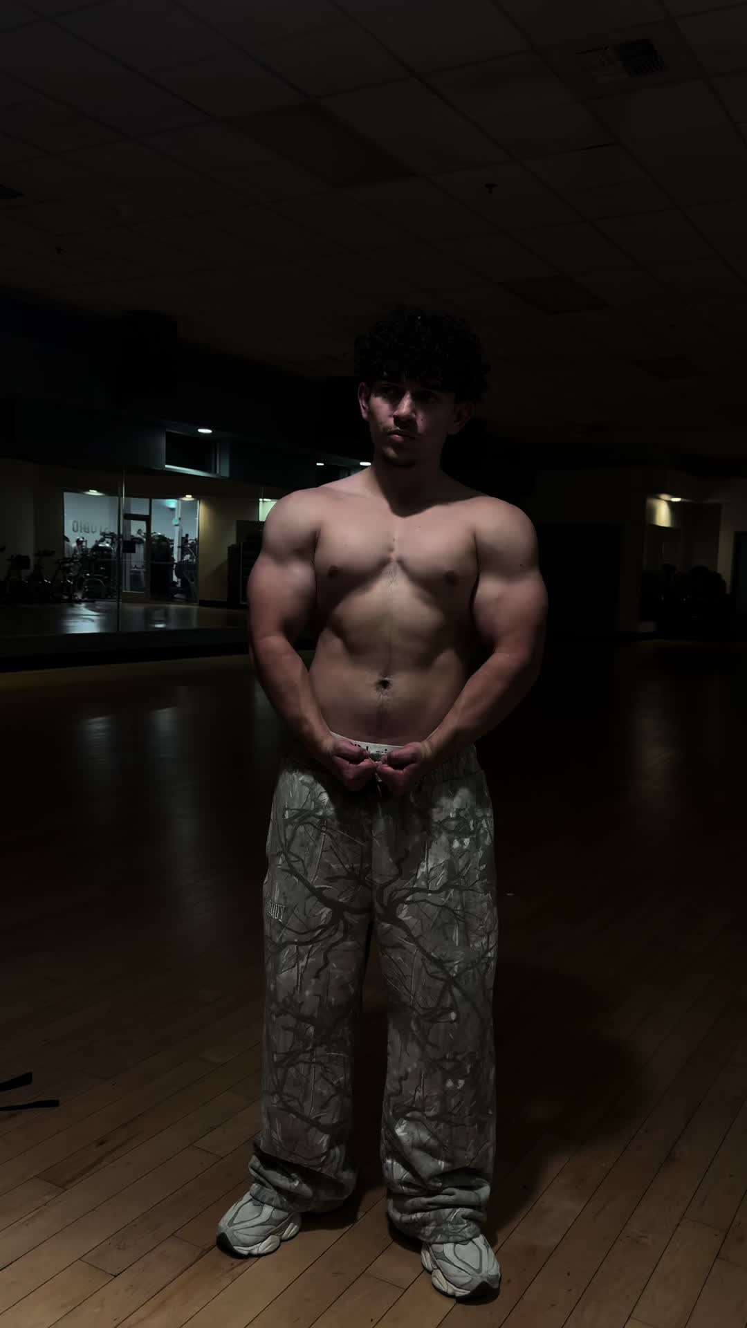 @jonnygoesgym