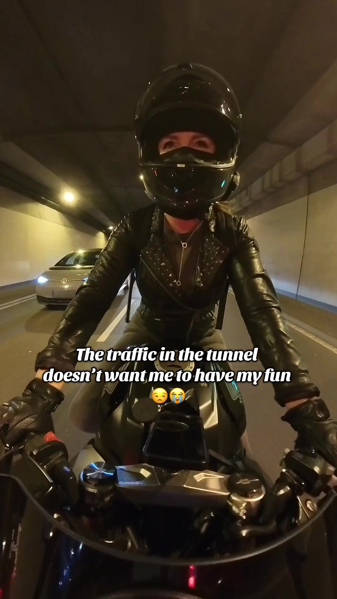 @Alina 🖤🪽