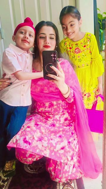 @🪯SIMRAN KAUR🪯