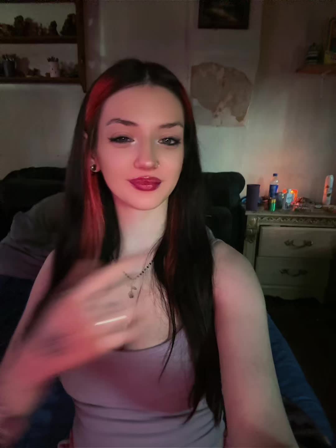 @❦