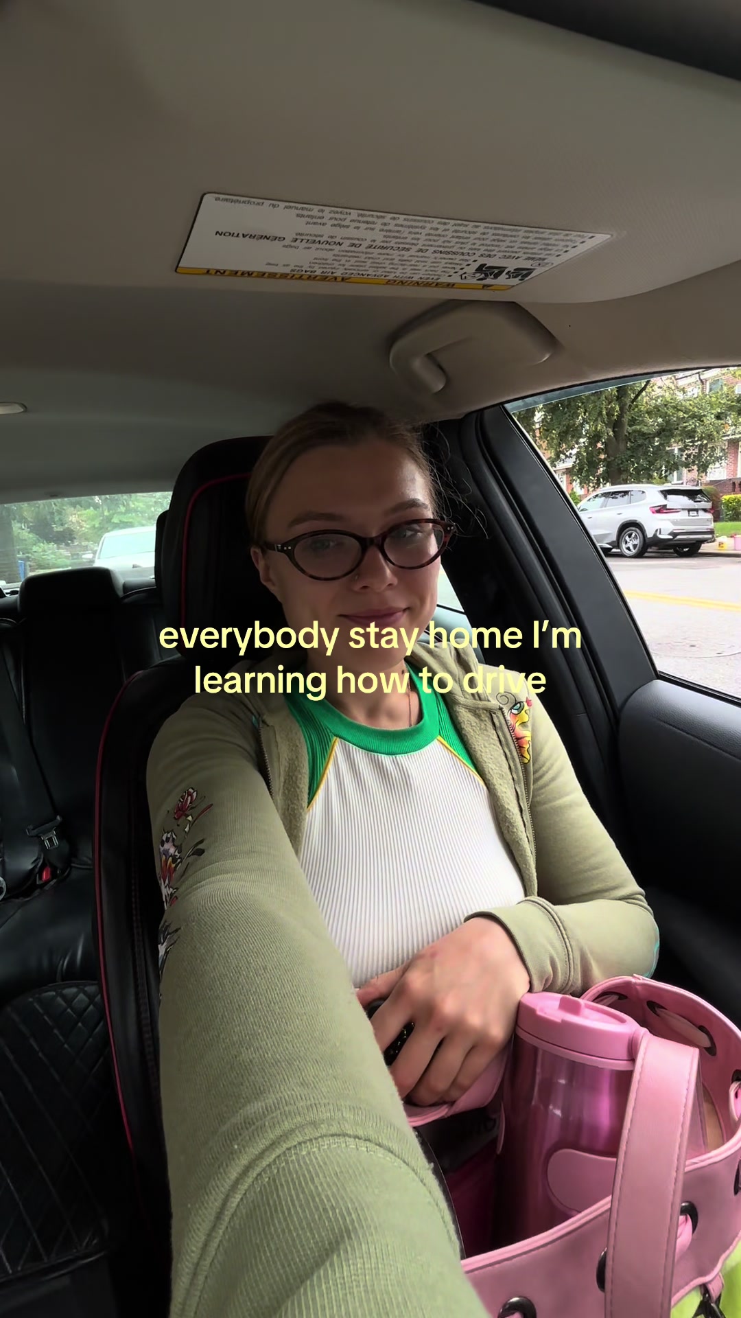 @leavesloneczkoalone
