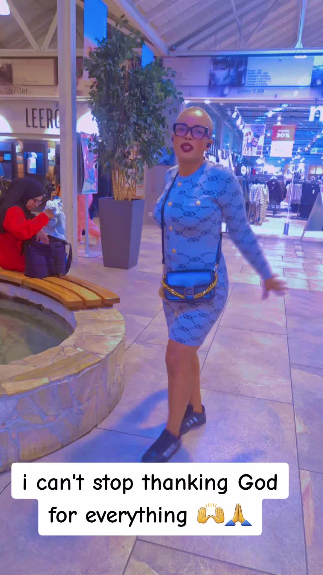 @Golden Queenbaby