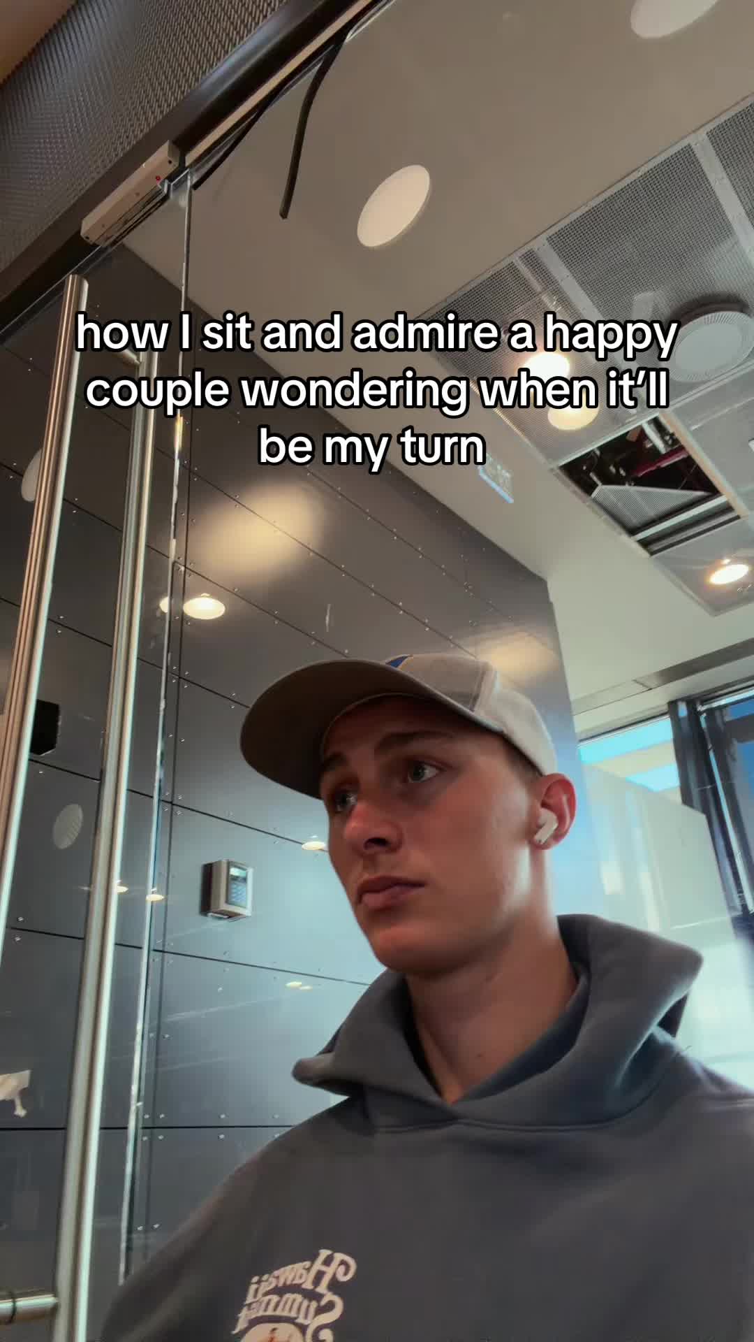 @elias