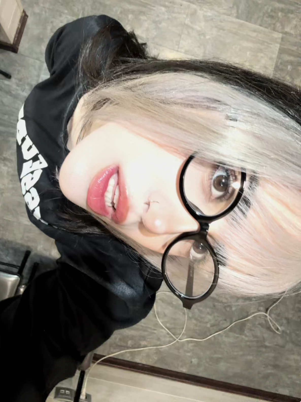 @hasti🪐