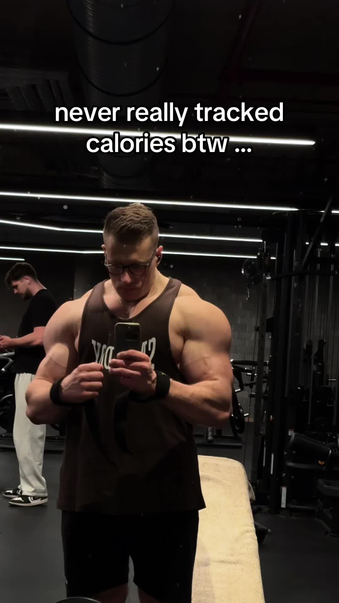 @Johnnygymhub 🫯