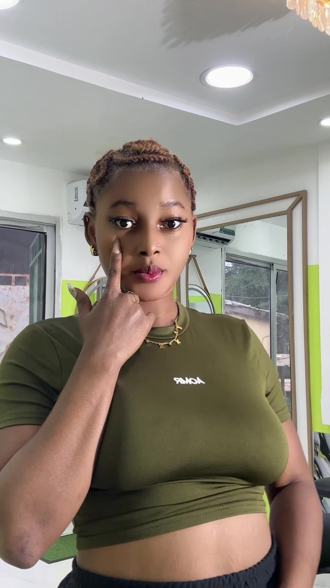 @Maola🧿 la 🖇️Quenn♻️
