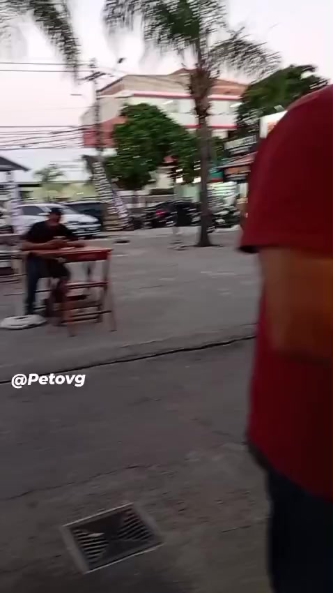 @petovg