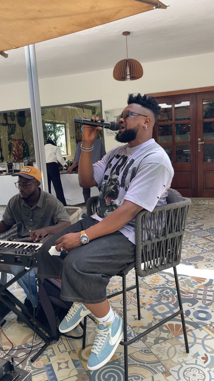 @KwakuFuture