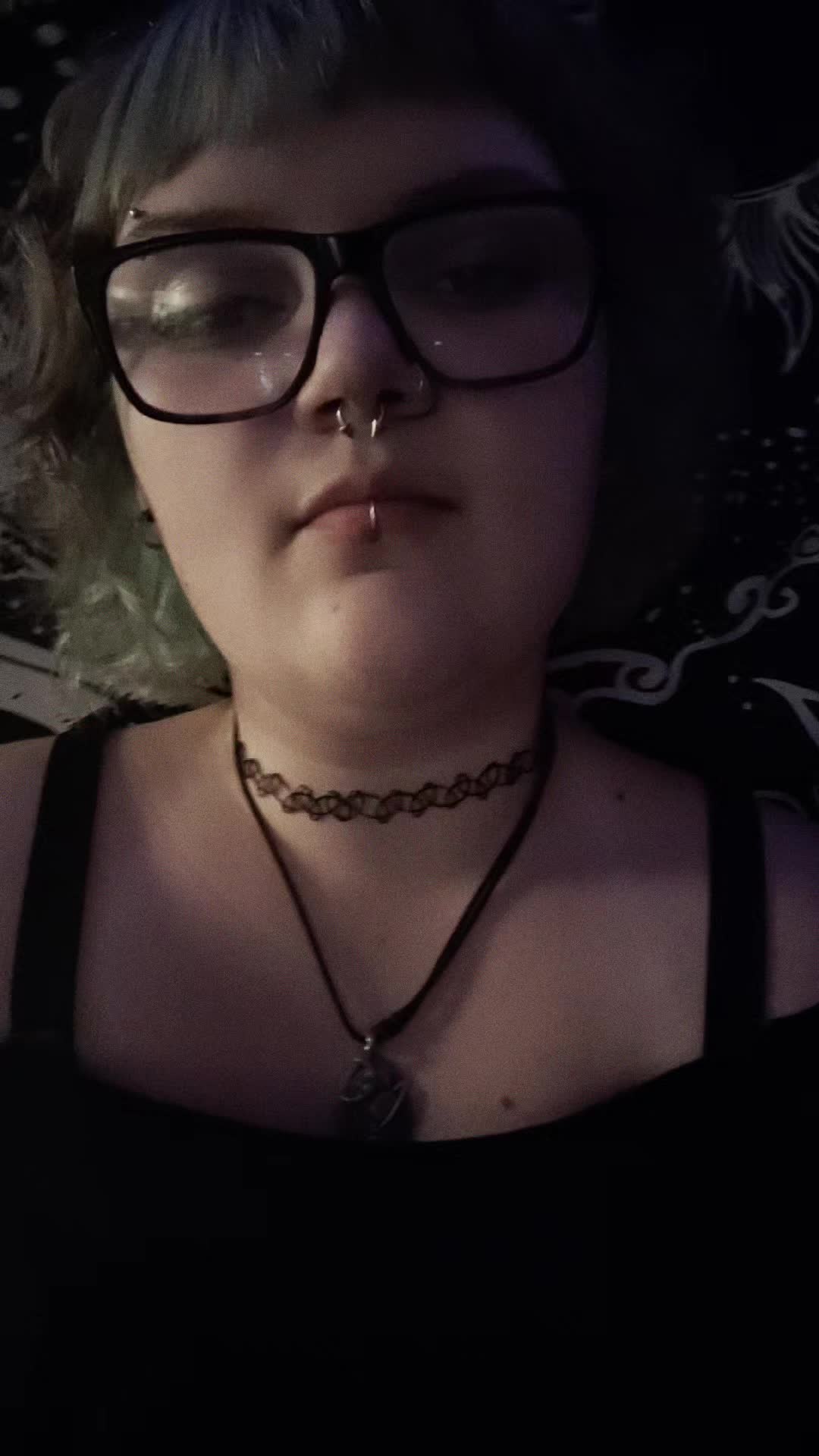 @x_livingdeadghoul_x