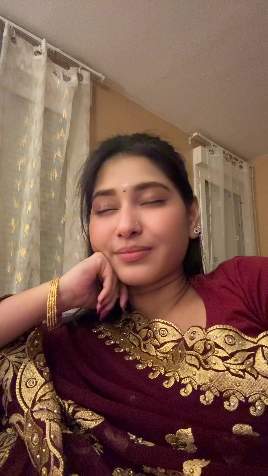 @⋆˚࿔🪬Nithiya🧿𝜗𝜚˚⋆