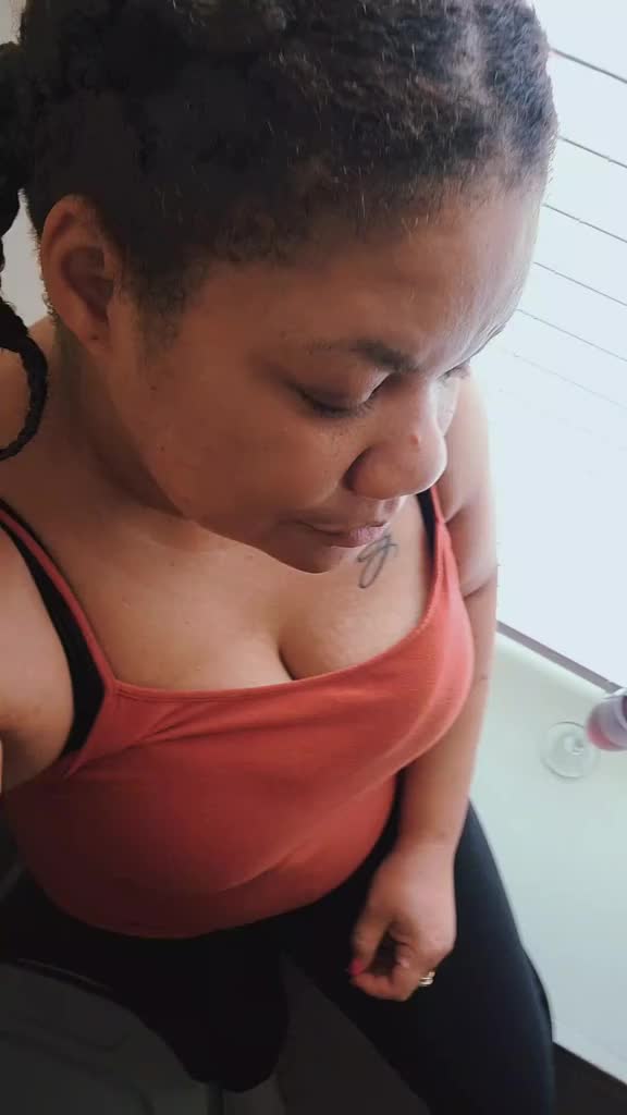 @YourGirlRed