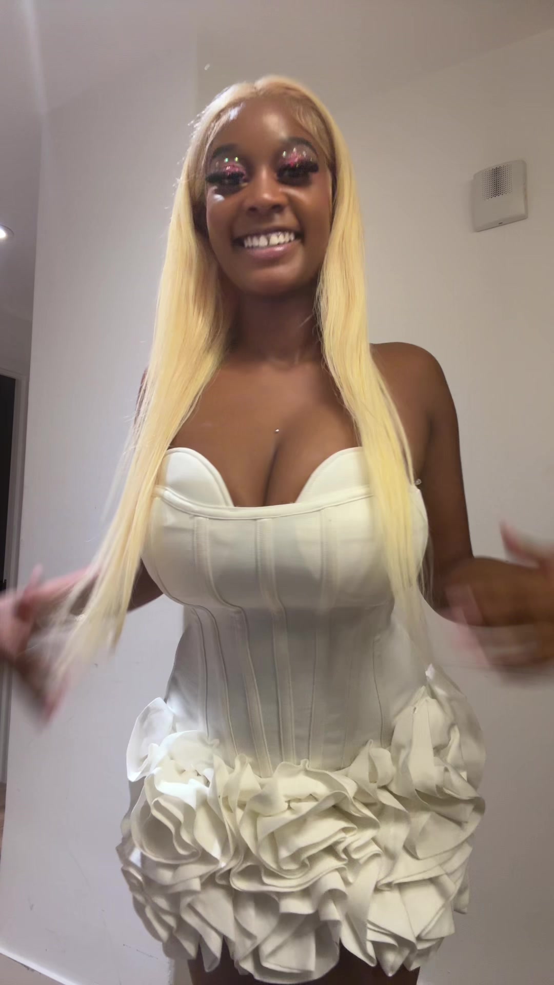 @Juliee