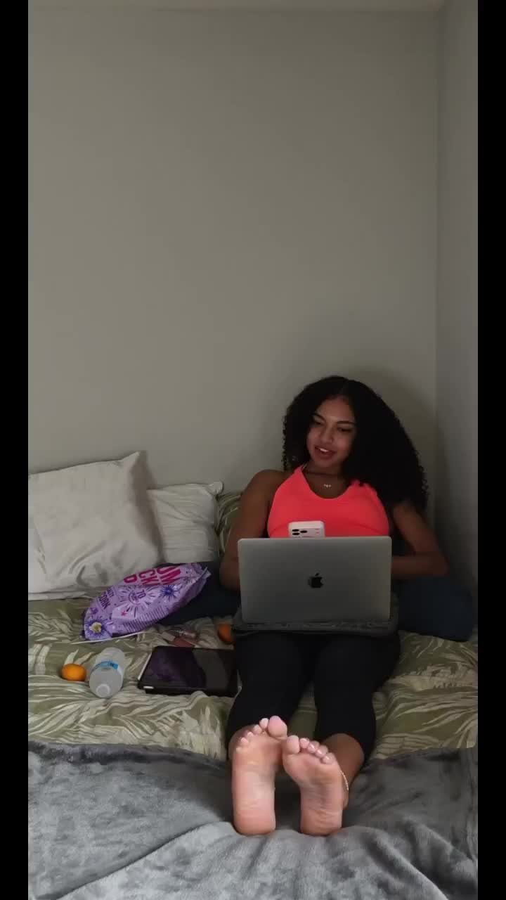 @Lac1nic0le