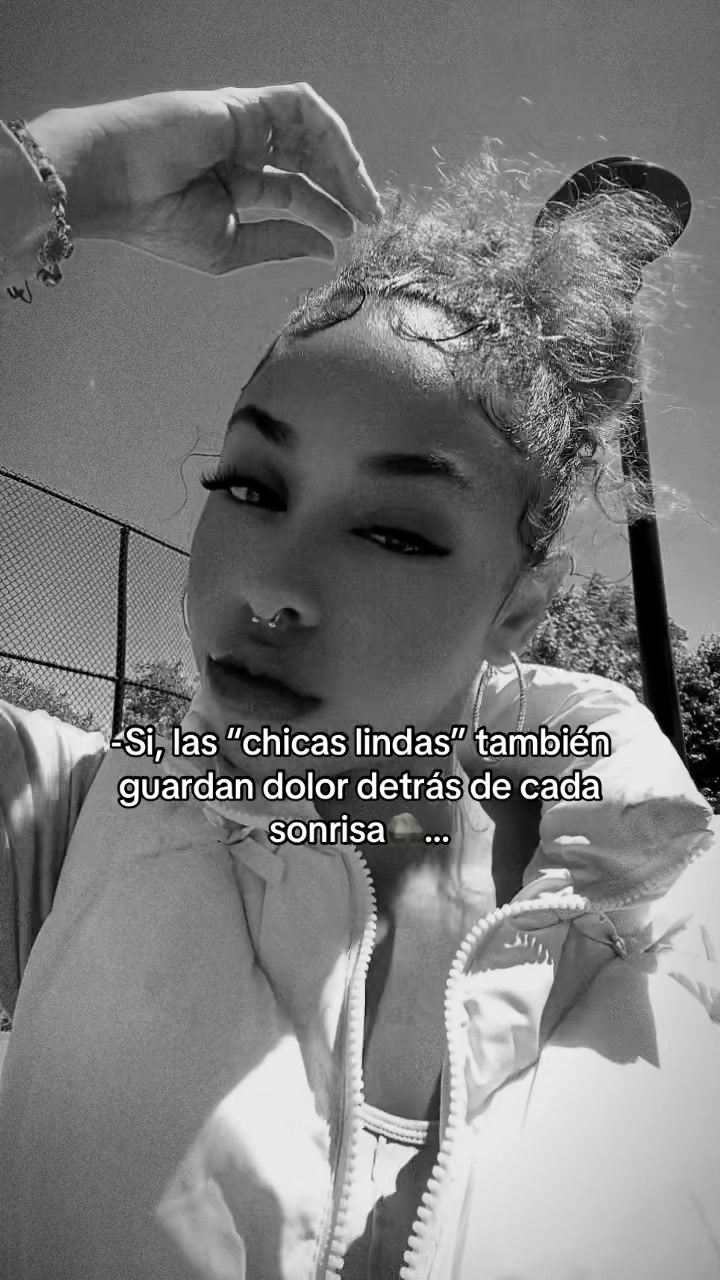 @QueenFarahona