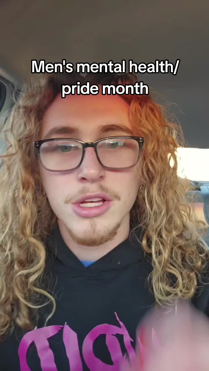 @GoldieGl0cks
