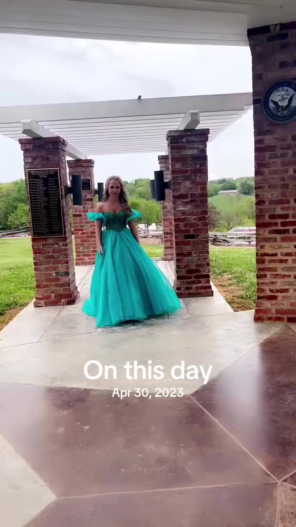 @Sarah-Daniel Smith