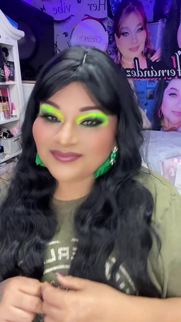 @BELLA HERNANDEZ