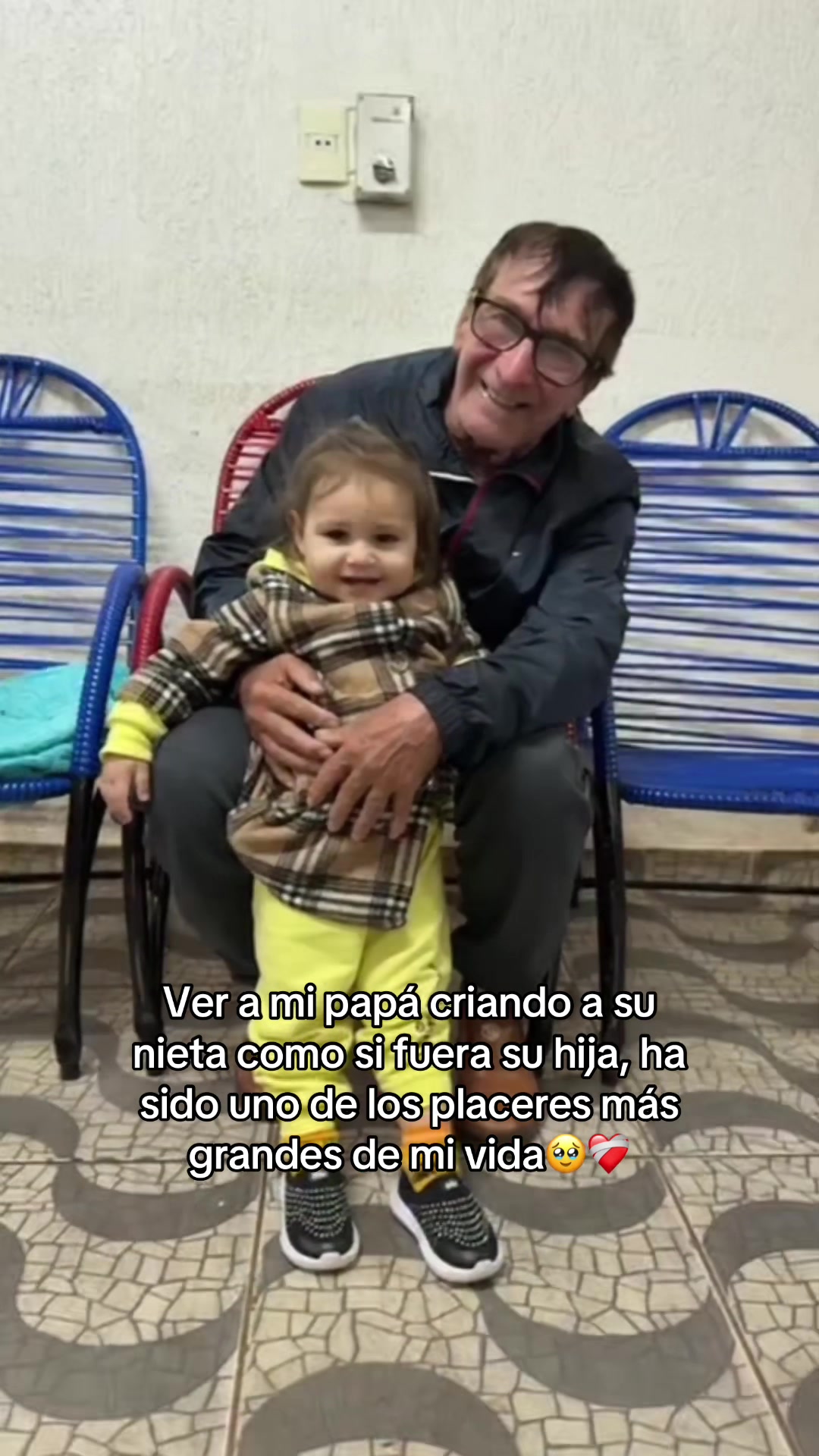 @Claudia Gonzalez