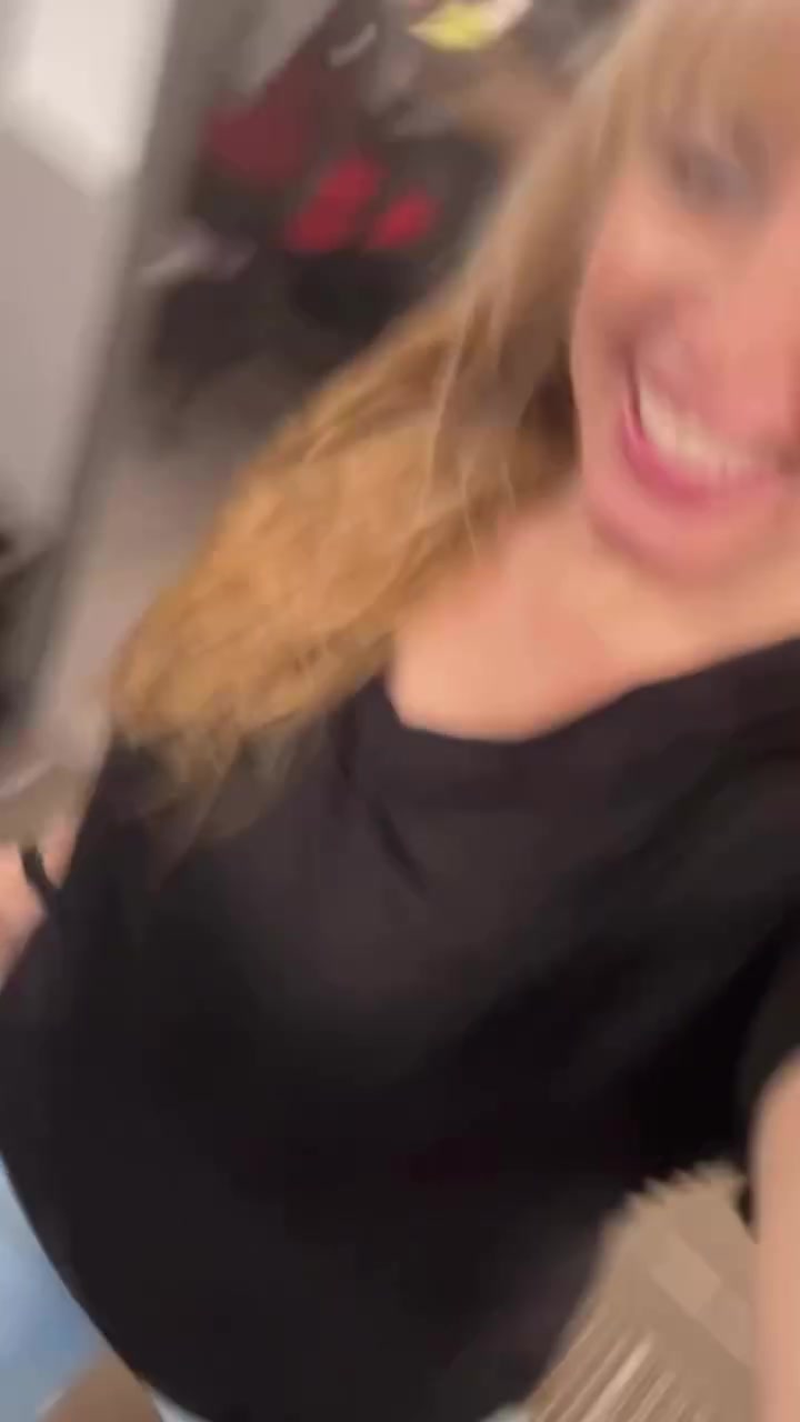 @Nikki