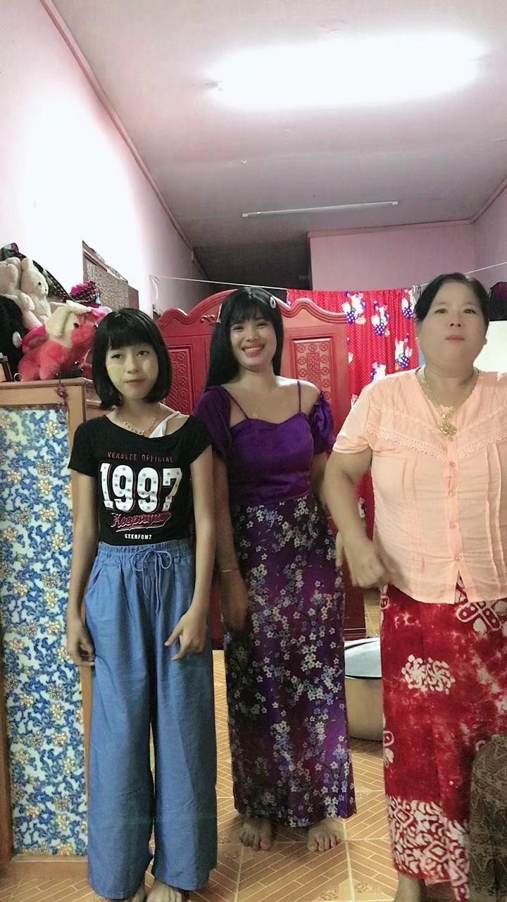 @❤️ Khaing❤️